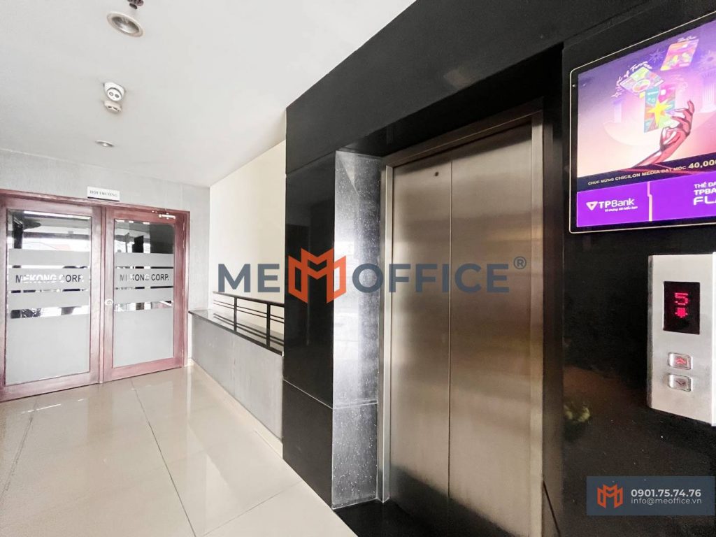 Thang máy văn phòng cho thuê DMK Building (232-234 Huỳnh Tấn Phát, Phường Tân Thuận Tây, Quận 7) - Hotline 0901.75.74.76