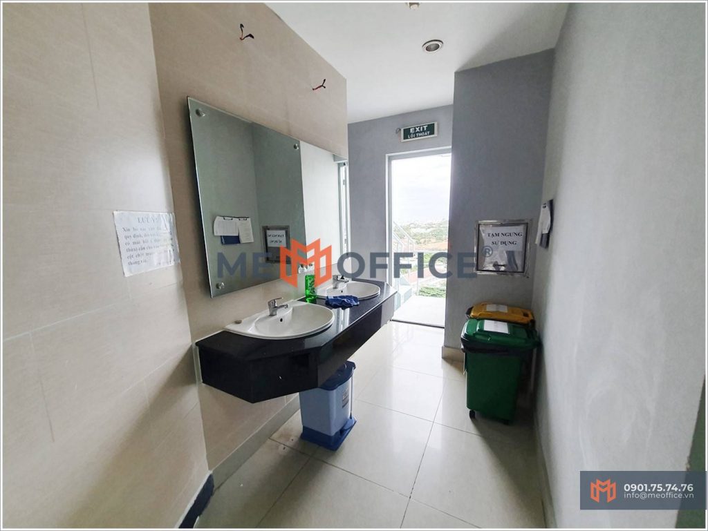 Nhà vệ sinh văn phòng cho thuê GB Tower (78-80 Cách Mạng Tháng 8, Phường Võ Thị Sáu, Quận 3) - Hotline 0901.75.74.76