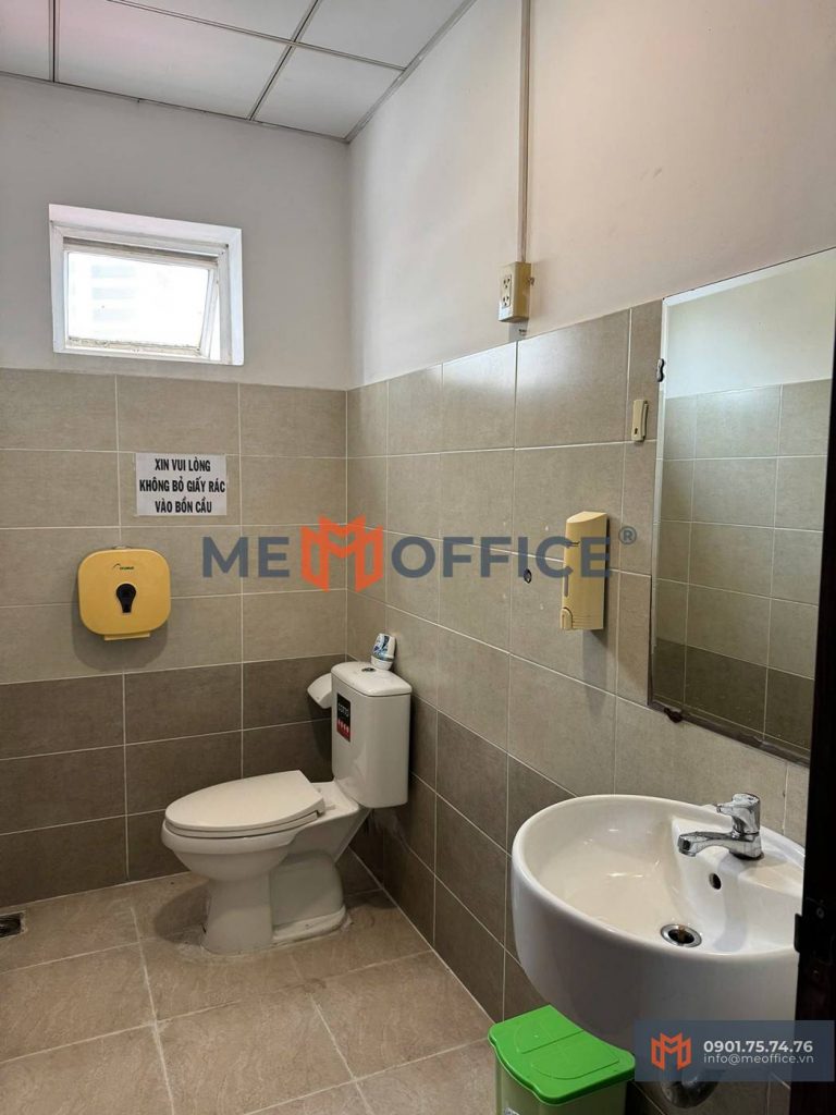 Nhà vệ sinh văn phòng cho thuê TSA Building Trần Quốc Toản (84B Trần Quốc Toản, Phường Võ Thị Sáu, Quận 3) - Hotline 0901.75.74.76