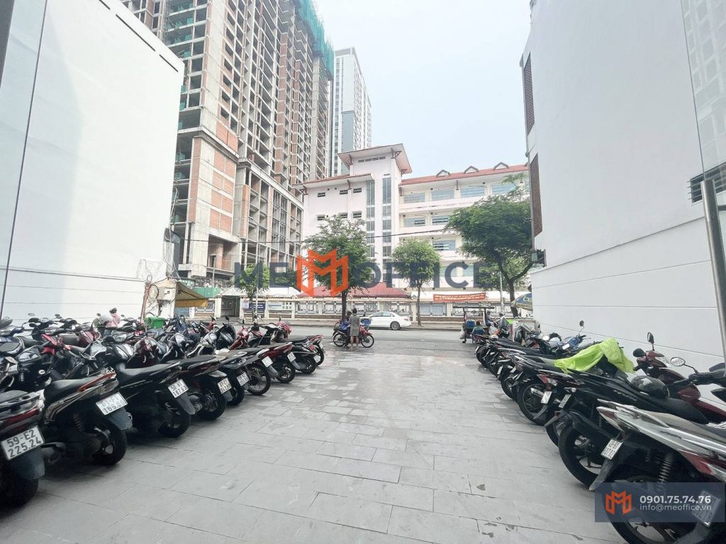 Bãi xe văn phòng cho thuê Halo Building Cô Bắc (208 Cô Bắc, Phường Cô Giang, Quận 1) - Hotline 0901.75.74.76
