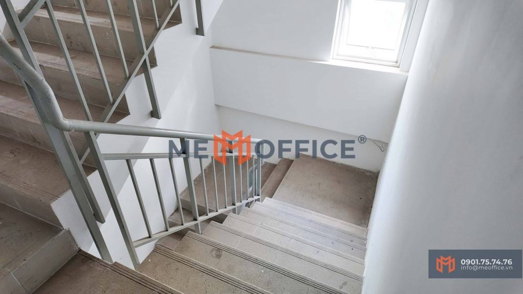 Thang bộ văn phòng cho thuê Halo Building Signature (257 Điện Biên Phủ, Phường Võ Thị Sáu, Quận 3)- Hotline 0901.75.74.76