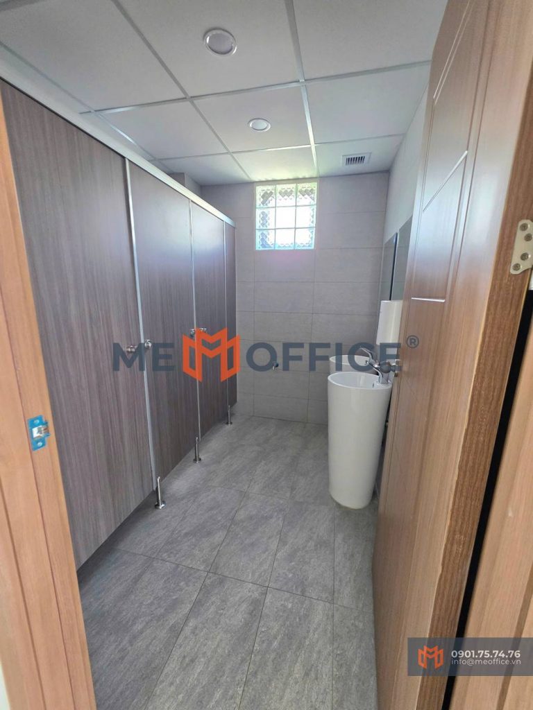 Nhà vệ sinh văn phòng cho thuê MHPC Bùi Hữu Nghĩa (228 Bùi Hữu Nghĩa, Phường 2, Quận Bình Thạnh) - Hotline 0901.75.74.76