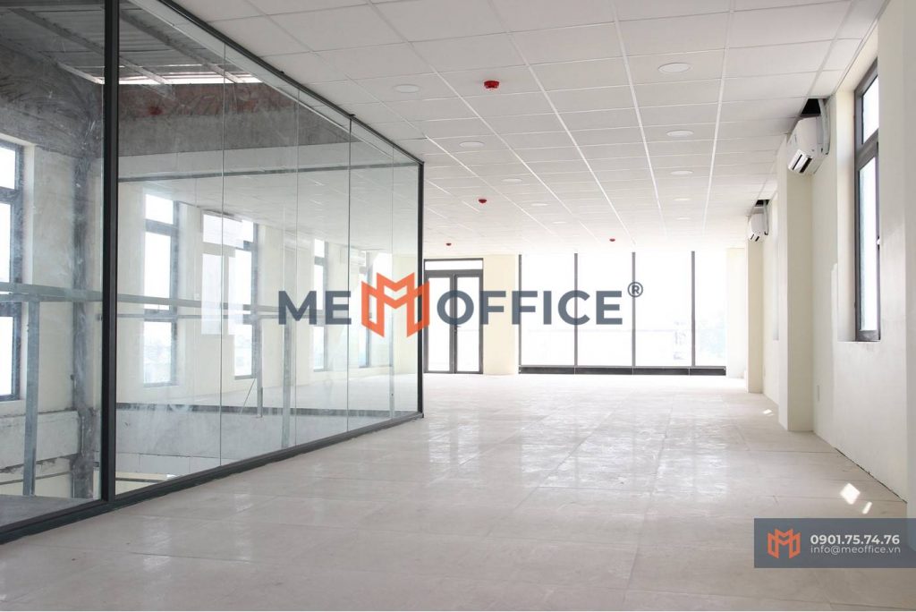 Hành lang văn phòng cho thuê TP Building (345 Phạm Văn Bạch, Phường 15, Quận Tân Bình) - Hotline 0901.75.74.76