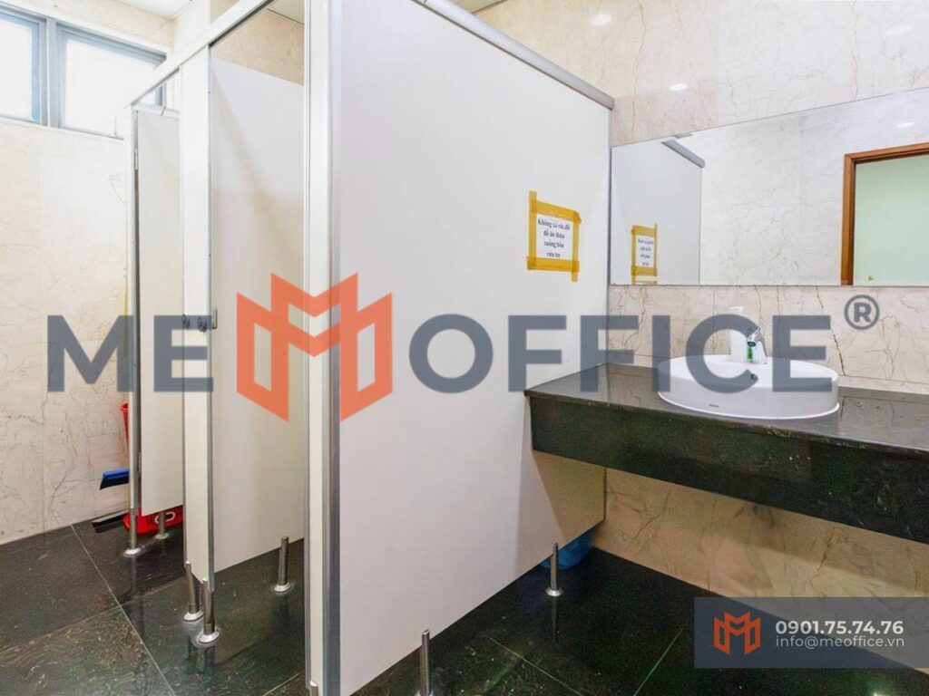 Nhà vệ sinh văn phòng cho thuê 1A Building - 1A Phạm Ngọc Thạch, Phường Sài Gòn, TP.HCM (P. Bến Nghé, Q1) - Hotline 0901.75.74.76